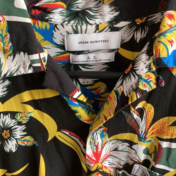 Dress Shirt Button Down - Picture 3 of 4